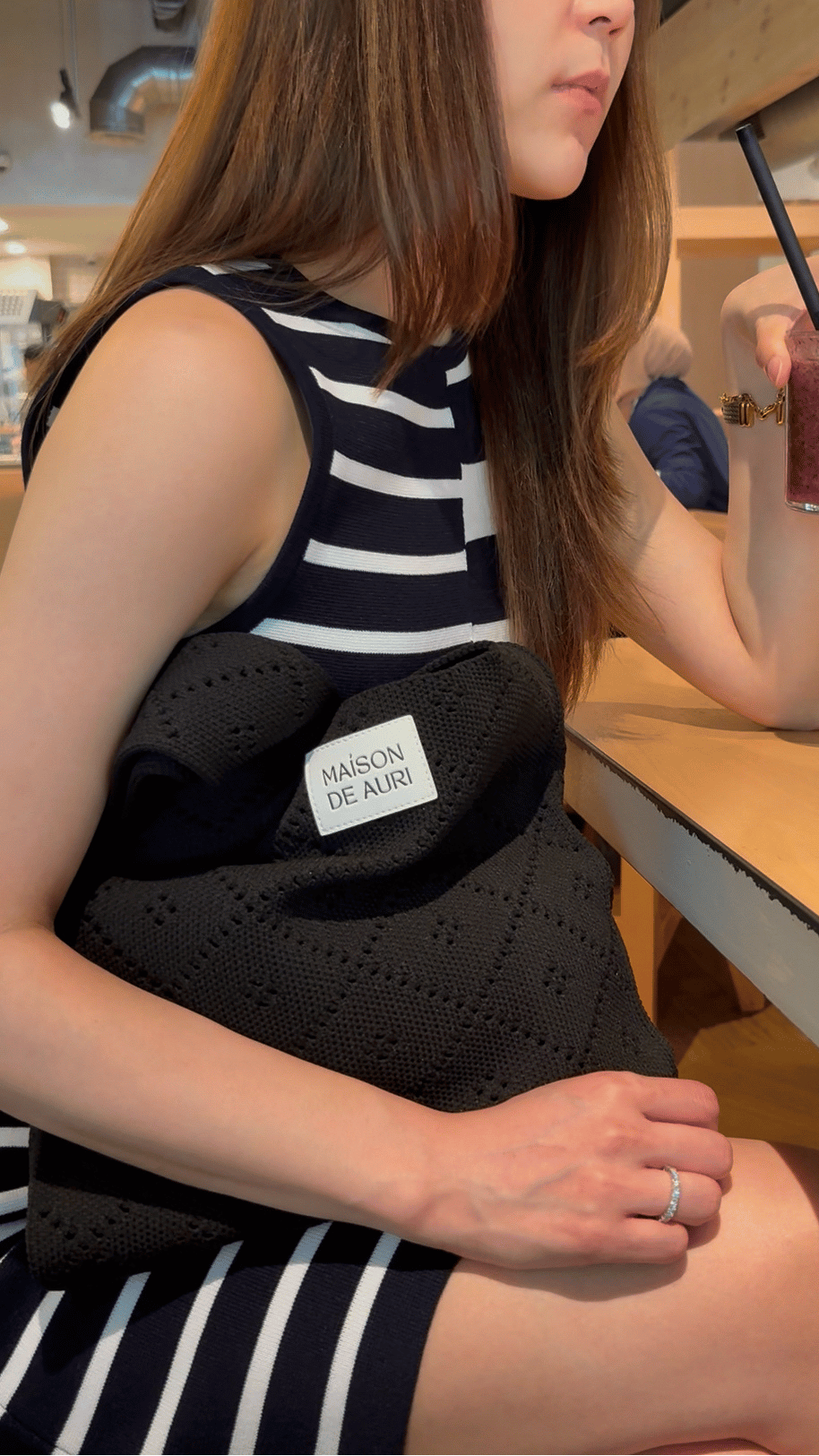 Maison de Auri: Jumbo Black