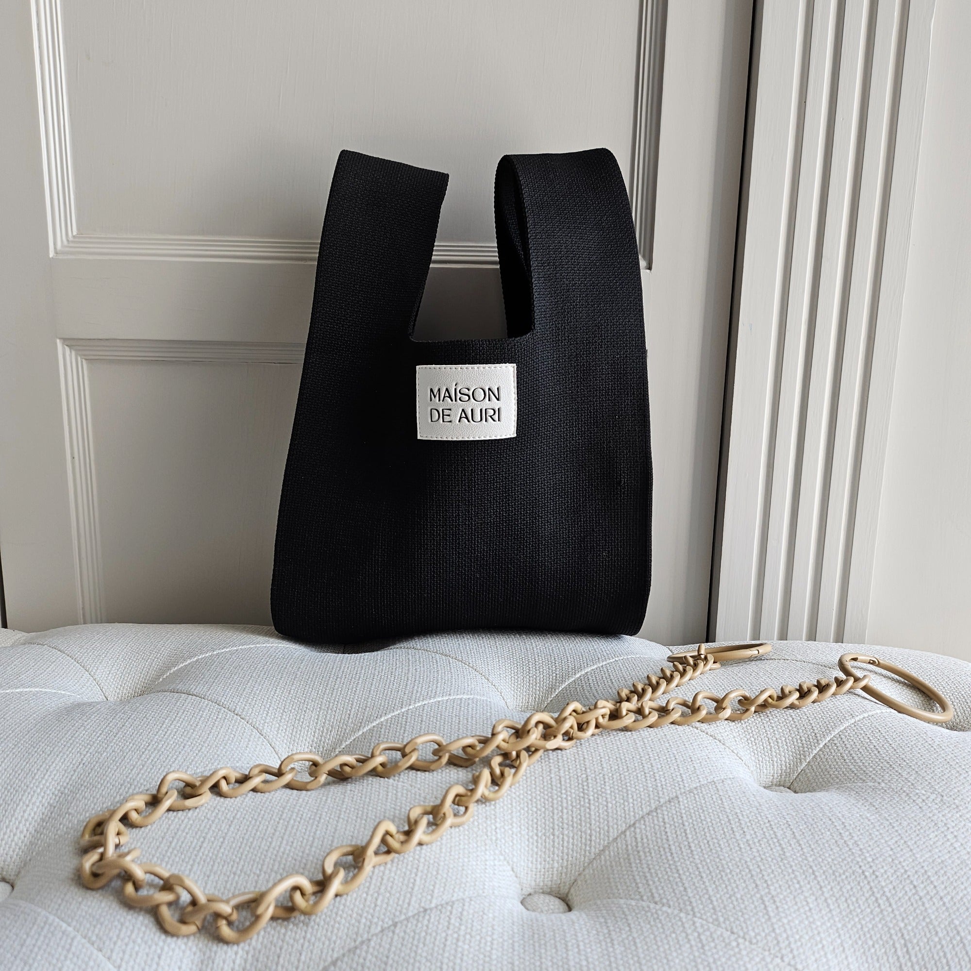 auri-mini-black
