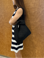 Maison de Auri: Jumbo Black